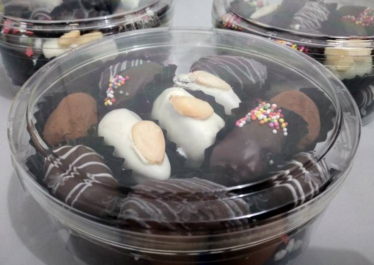 Kurma Cokelat Mede Lumer 3 Bahan Mudah