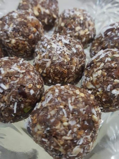A picture of Energy Balls 💪.