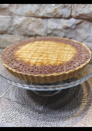 Une photo de Recette tarte au banane et caramel sans cuisson"