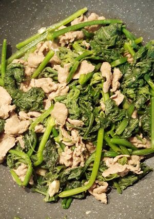 Hình của món Thịt bò xào rau bí.