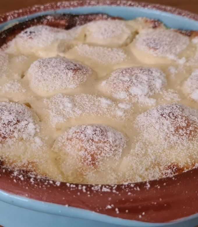 Glutén- és laktózmentes tejfölben sült túrógombóc recept fotója