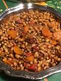 Black-Eyed Peas with Tomatoes, Peppers, and Carrots