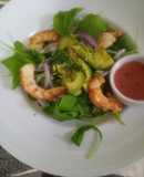 Ensalada de langostinos y palta