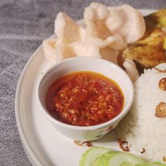 A picture of Sambal (Indonesian spicy sauce).