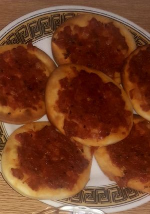 صورة لوصفة المحمرة عالطريقة الشامية 🍕