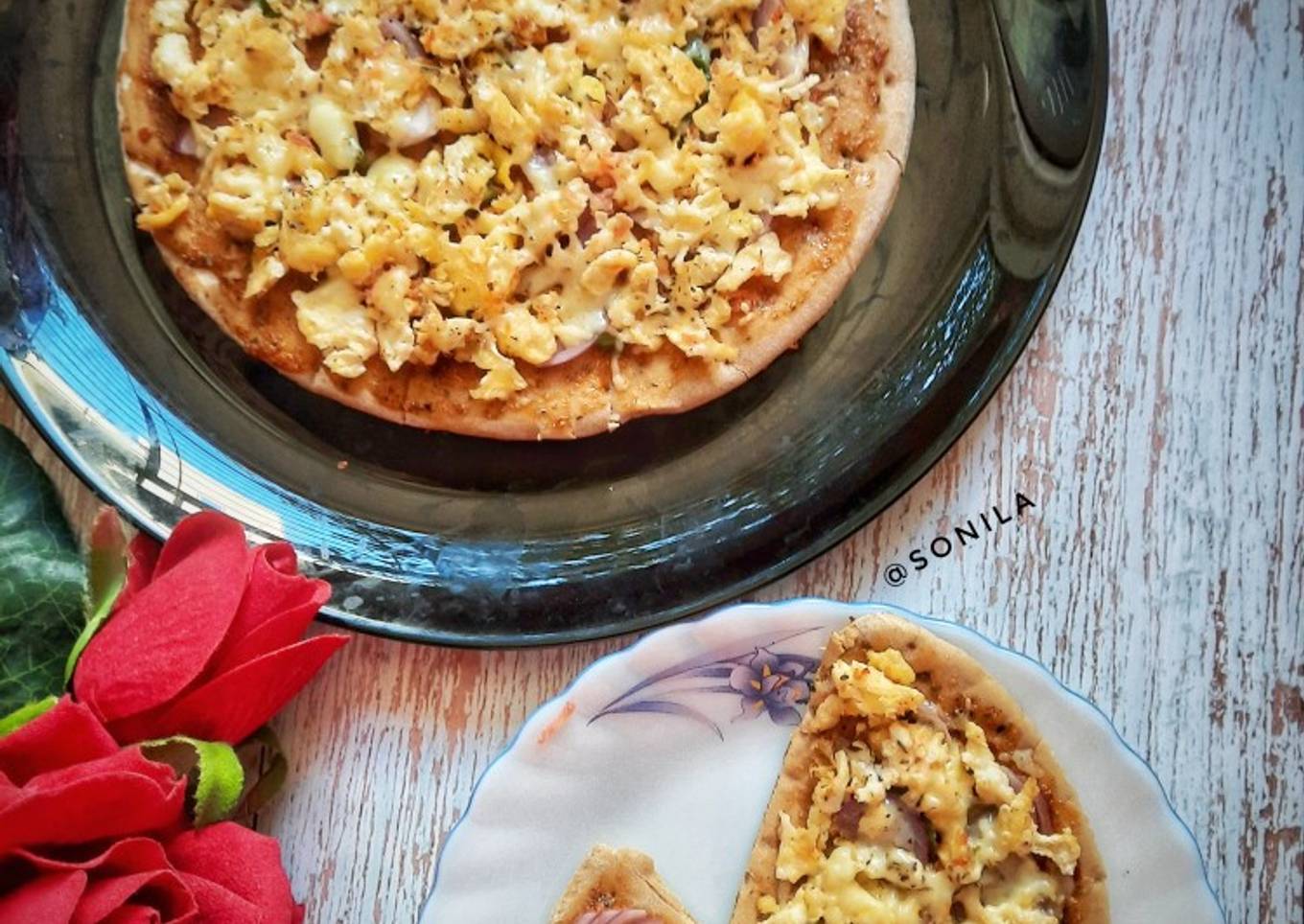 Egg pan pizza