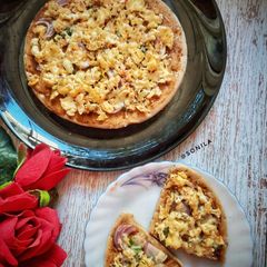 A picture of Egg pan pizza.