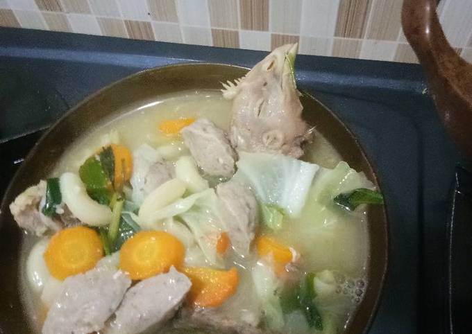 Standar Bagaimana cara buat Sop Tulang Ayam (Chicken bone Soup mixing Meat Ball) dijamin sesuai selera