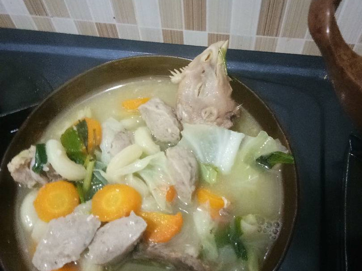 Standar Bagaimana cara buat Sop Tulang Ayam (Chicken bone Soup mixing Meat Ball) dijamin sesuai selera