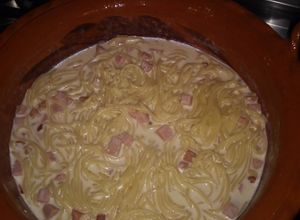 Una foto de Spaghetti en crema blanca
