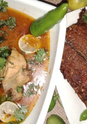 A picture of روایتی سالن آلو گوشت.
