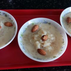A picture of Poha kheer.