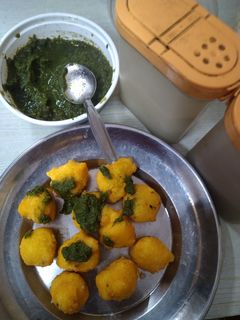 राम लड्डू (ram ladoo recipe in Hindi) रेसिपी मुख्य फोटो