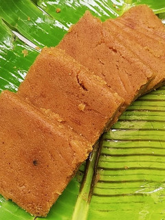 உளுத்தம் களி(ulunthu kali recipe in tamil) செய்முறை முக்கிய புகைப்படம்