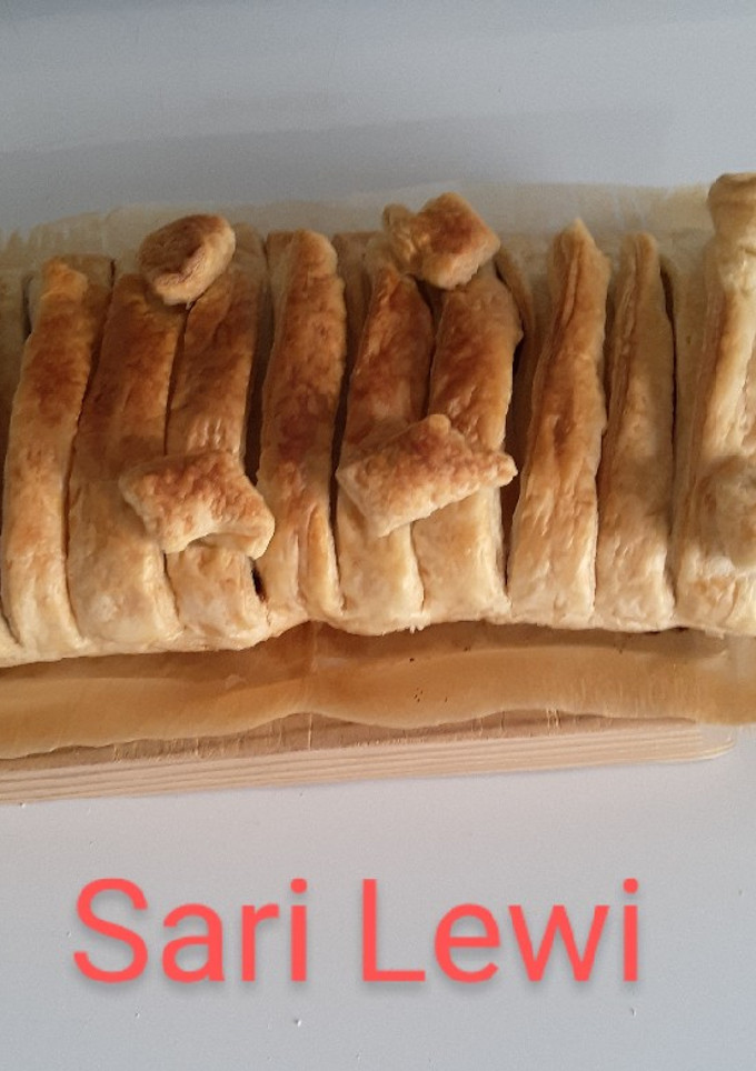 Una foto de Trenza de hojaldre en Horno microondas (4 ingredientes)