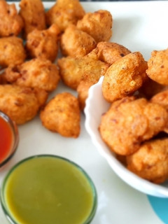 मिक्स दाल के पकौड़े (mix Dal ke pakode recipe in hindi) रेसिपी मुख्य फोटो