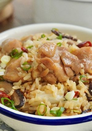 香辣香菇雞炊飯 的食譜成品照片