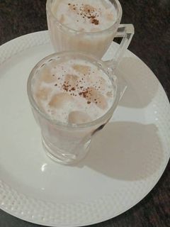 A picture of Chikoo Shake.