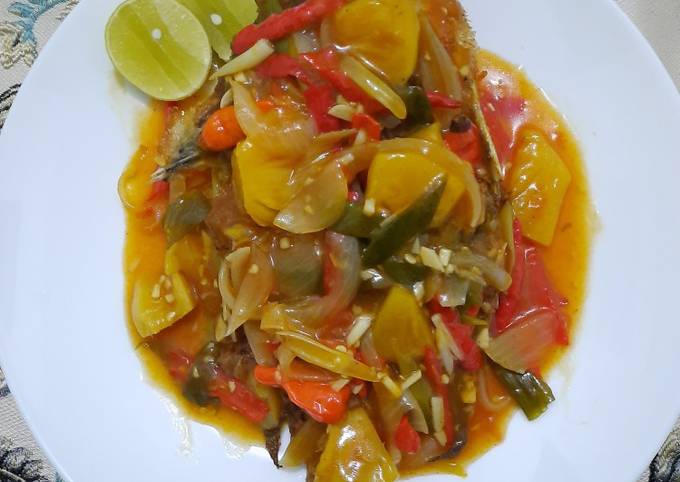 Nila Saus Nanas Asam Manis