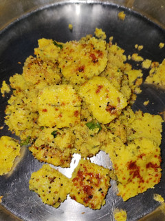 ખાટા ઢોકળાં (Khata Dhokla Recipe In Gujarati) રેસીપી મુખ્ય ફોટો