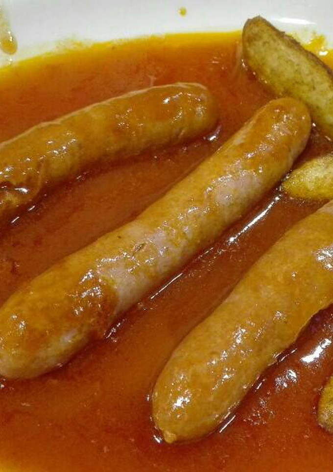 Una foto de 492. Salchichas con tomate súper fáciles y rápidas