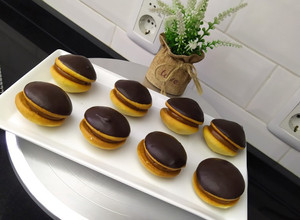 Una foto de Alfajor Yo - Yo