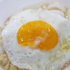 A picture of Rice vermicelli soup.