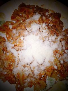 Una foto de Farfalle integrales a la Bolognesa