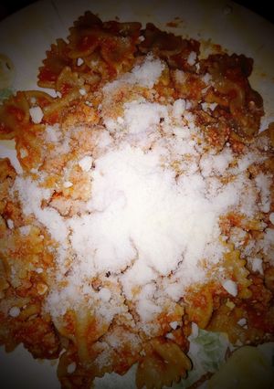 Una foto de Farfalle integrales a la Bolognesa