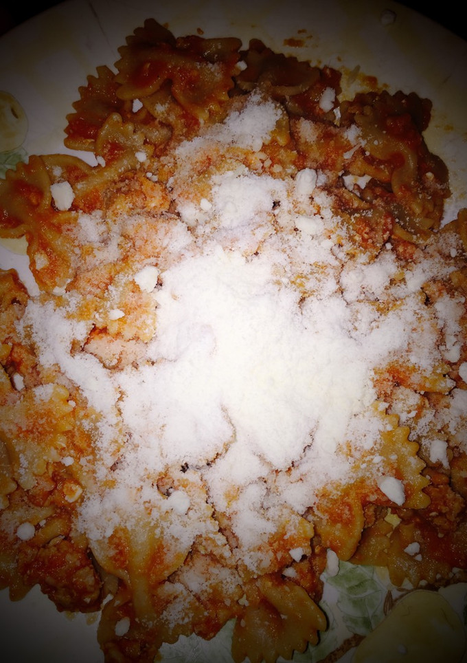 Una foto de Farfalle integrales a la Bolognesa