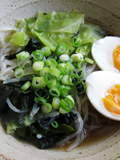 A picture of Low-Calorie Cabbage & Shirataki Soup.