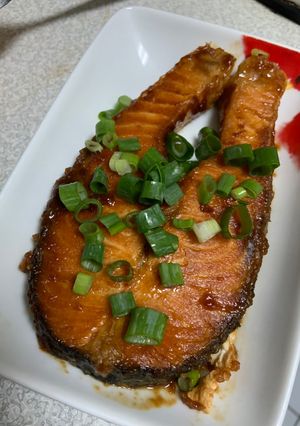 蒜香味增鮭魚 的食譜成品照片