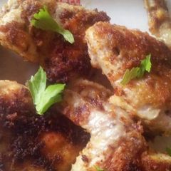 A picture of Bread crumbs wings.