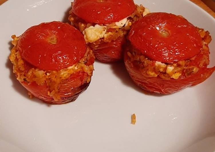 Steps to Make Homemade Greek Stuffed Tomatoes