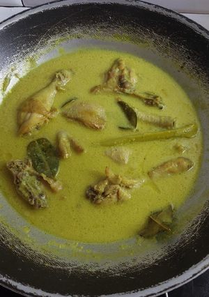 Foto resep Opor Ayam Kuning