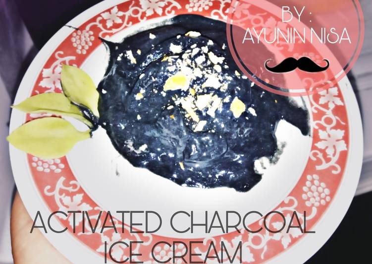 Es krim arang aktif / activated charcoal ice cream - snack sehat