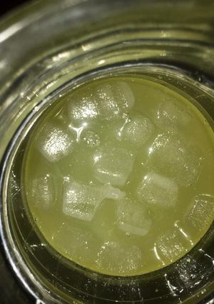 A picture of Pineapple and apple drink.