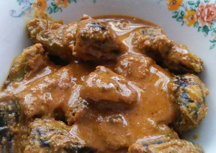 Recipe of Award-winning Bhavnagari mirchi besanwali