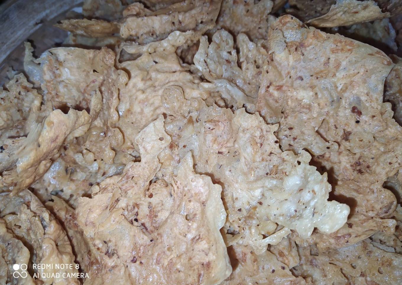 Peyek udang rebon