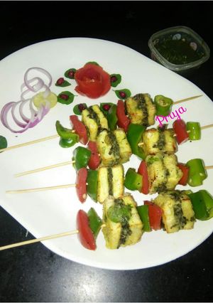 A picture of Methi Paneer Tikka.