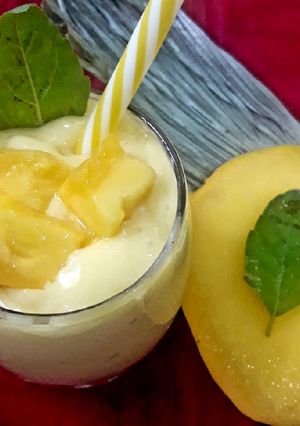 A picture of Mango basil salted smoothie.