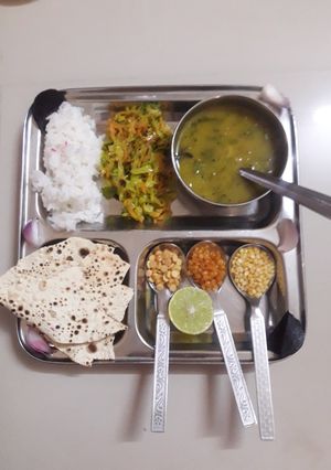 ત્રેવટી દાળ (Trevti Dal Recipe In Gujarati) રેસીપી મુખ્ય ફોટો