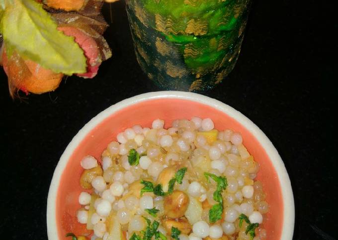 How to Make Award-winning Saabudaana khichdi