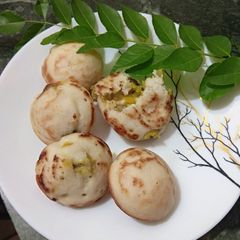 A picture of Masala appe dosa.