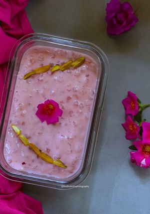 A picture of Rose Sabudana Rabdi.