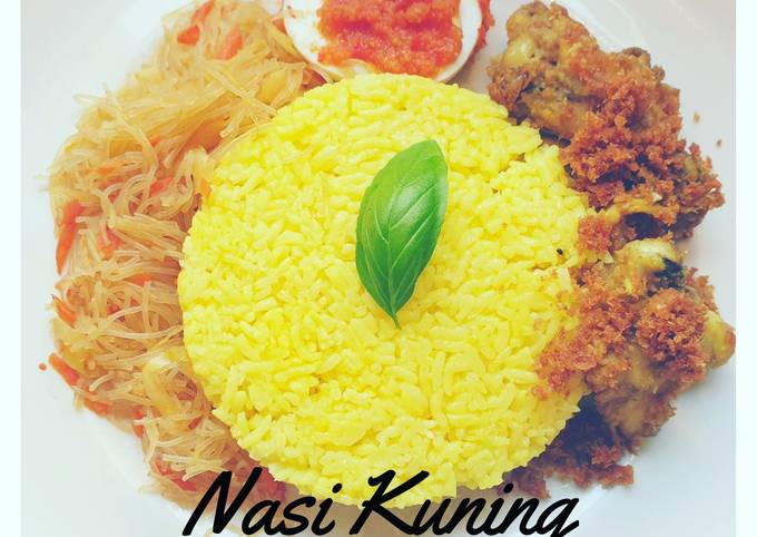 Nasi Kuning (Yellow turmeric rice)