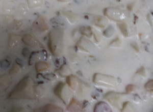 Una foto de Ensalada de manzana👍💖