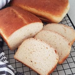 A picture of Basic White Bread.