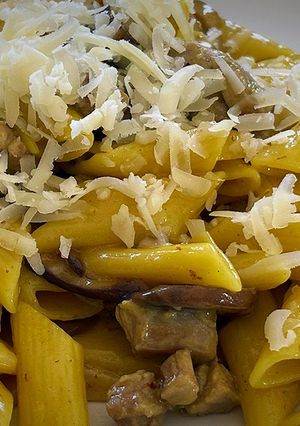 Una foto de One pot de pasta con pavo y setas