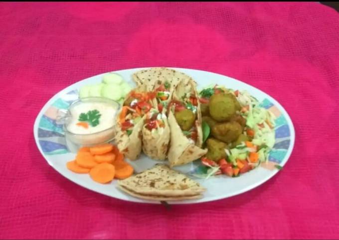 Recipe of Perfect Falafel with Father Bread